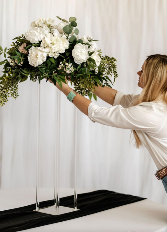 LARGE FLORAL ARRANGMENT