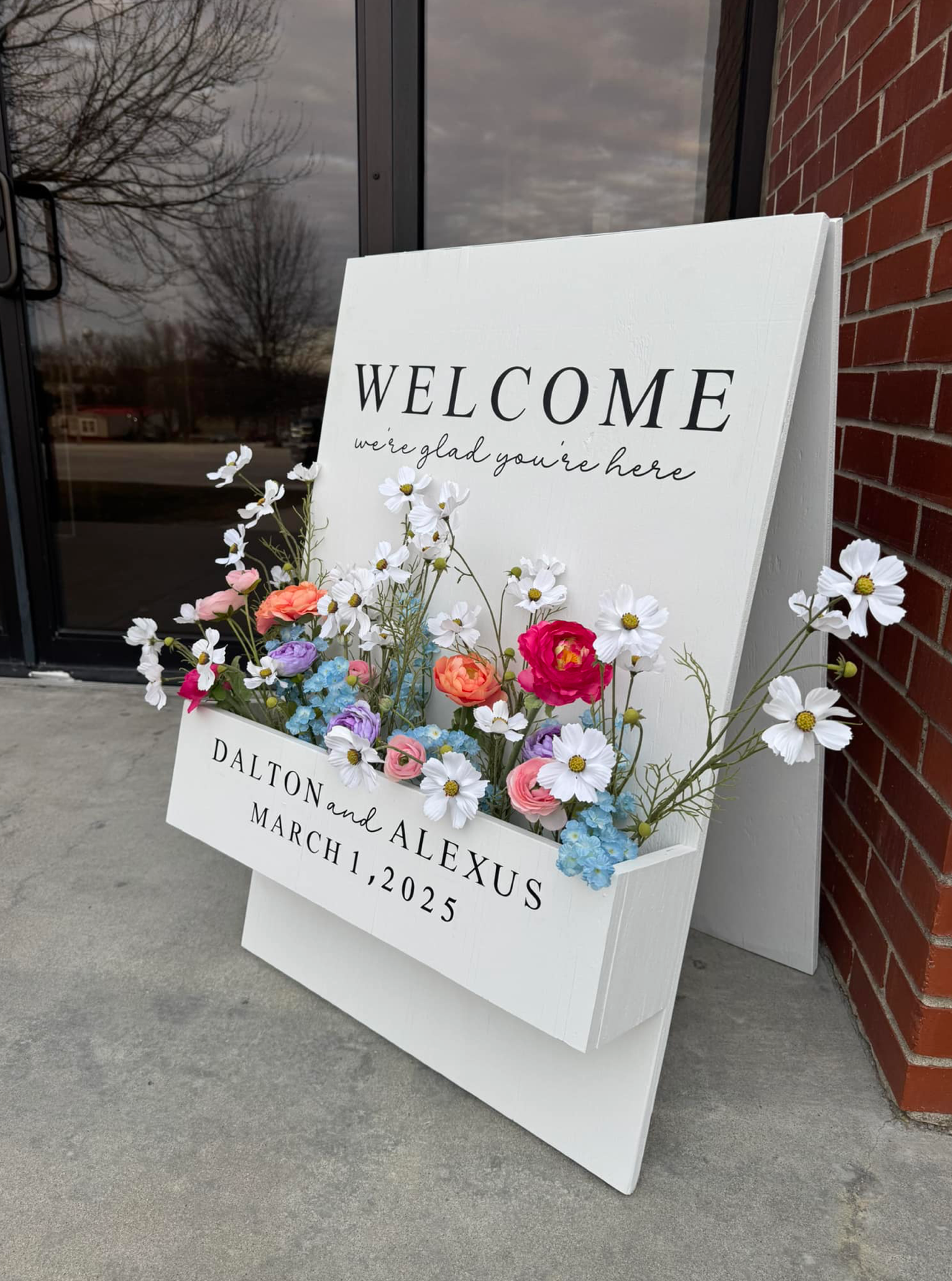 FLOWER BOX WELCOME SIGN