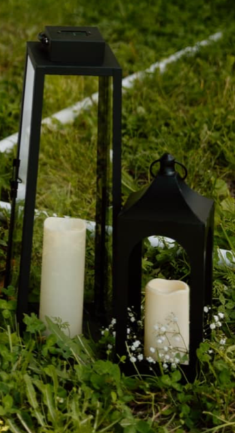 METAL FLOOR LANTERNS